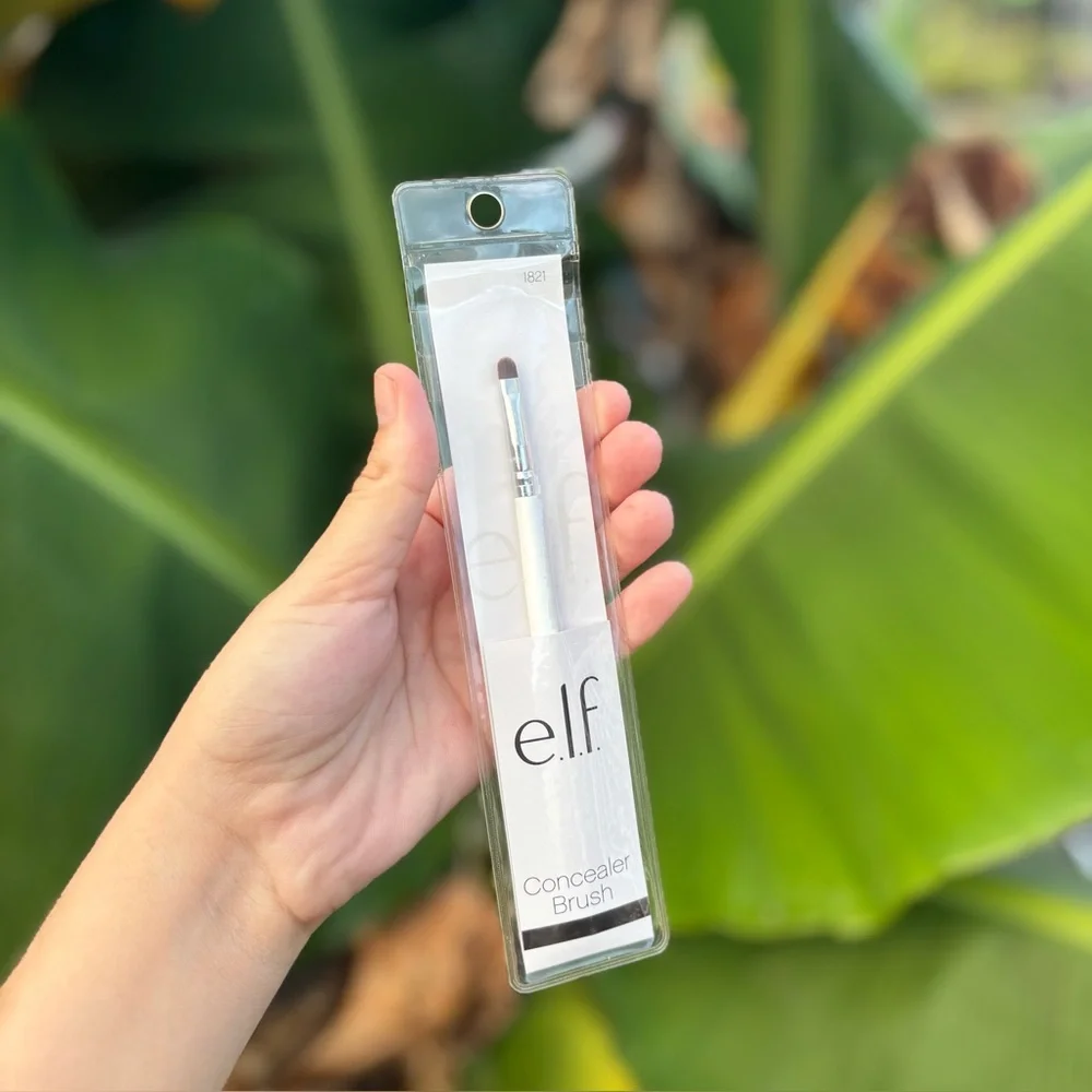 NEW e.l.f. Cosmetics Concealer Brush